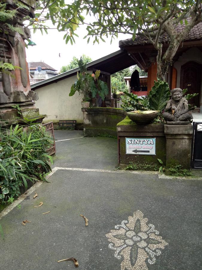 Sintya Homestay Убуд Екстериор снимка