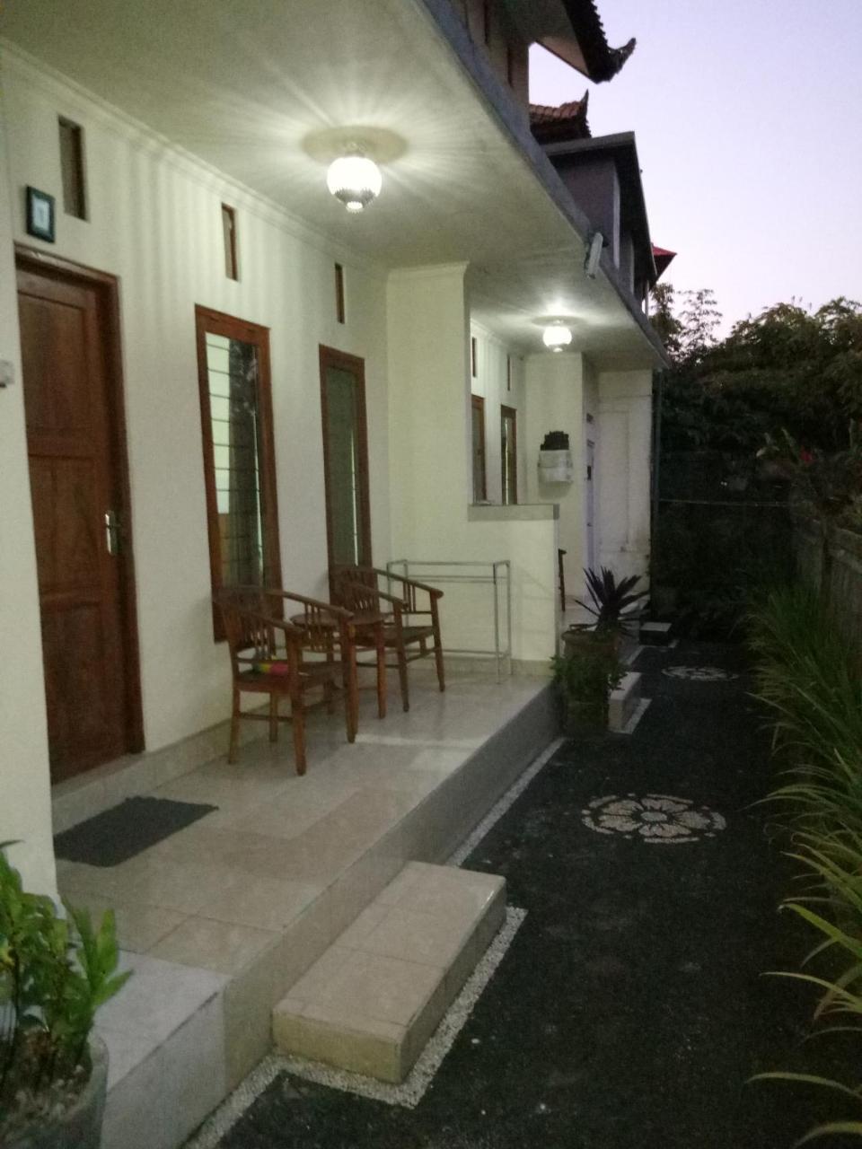 Sintya Homestay Убуд Екстериор снимка